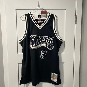 New with tags Allan Iverson, Sixers jersey